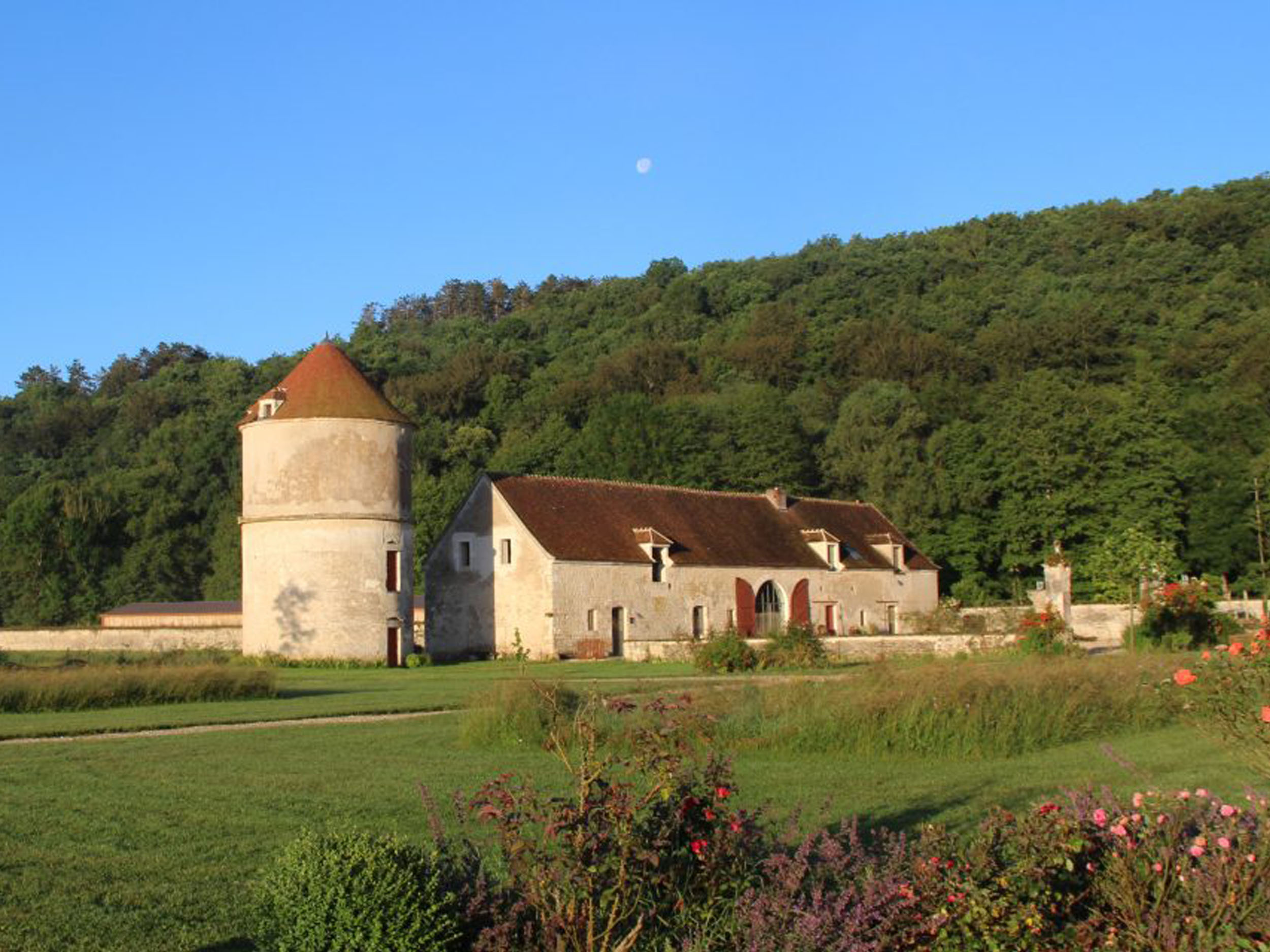 Gite de la Cure - Abbaye de Reigny